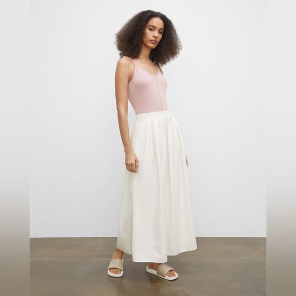 Club Monaco Dresses & Skirts - NWT Club Monaco White Drape Crepe Maxi Skirt Sz 8